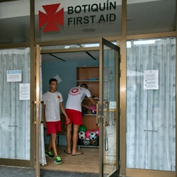 servicios de socorrismo en Lanzarote botiquín recuadro